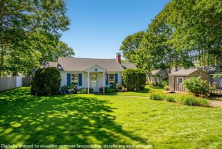 21 Nearmeadows Road, West Yarmouth, MA 02673