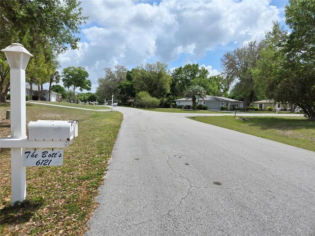 6121 SW 103RD LOOP, Ocala, FL 34476