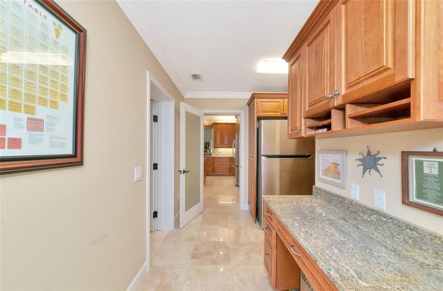 486 YACHT HARBOR DRIVE, Osprey, FL 34229