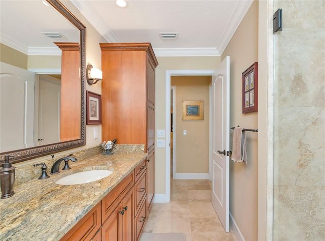 486 YACHT HARBOR DRIVE, Osprey, FL 34229