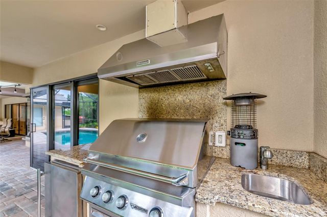 486 YACHT HARBOR DRIVE, Osprey, FL 34229
