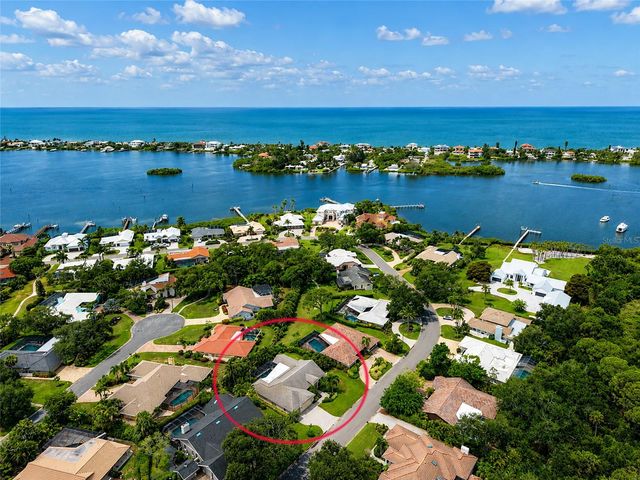 486 YACHT HARBOR DRIVE, Osprey, FL 34229