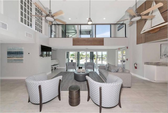486 YACHT HARBOR DRIVE, Osprey, FL 34229