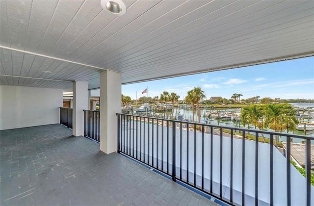 486 YACHT HARBOR DRIVE, Osprey, FL 34229