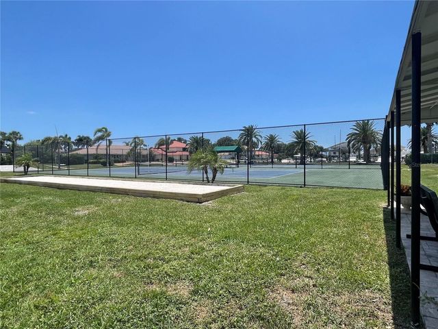 486 YACHT HARBOR DRIVE, Osprey, FL 34229
