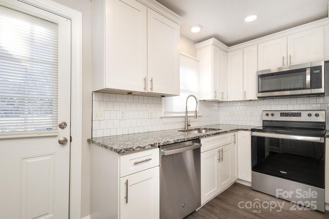 6432 Old Pineville Road, Charlotte, NC 28217