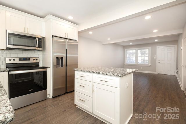 6432 Old Pineville Road, Charlotte, NC 28217