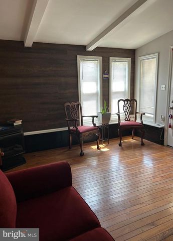 681 PEMBROKE RD, Rydal, PA 19046