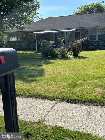 681 PEMBROKE RD, Rydal, PA 19046