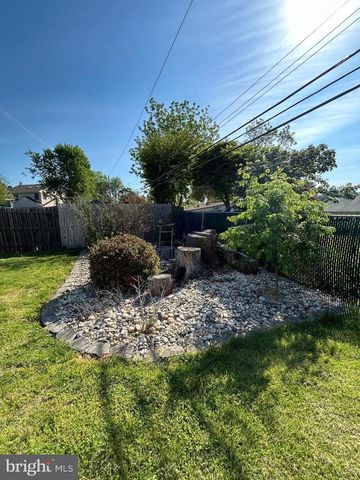681 PEMBROKE RD, Rydal, PA 19046