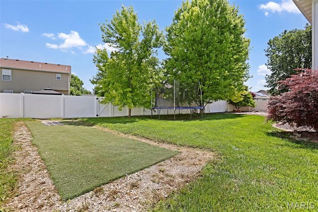 65 Julie Drive, Glen Carbon, IL 62034