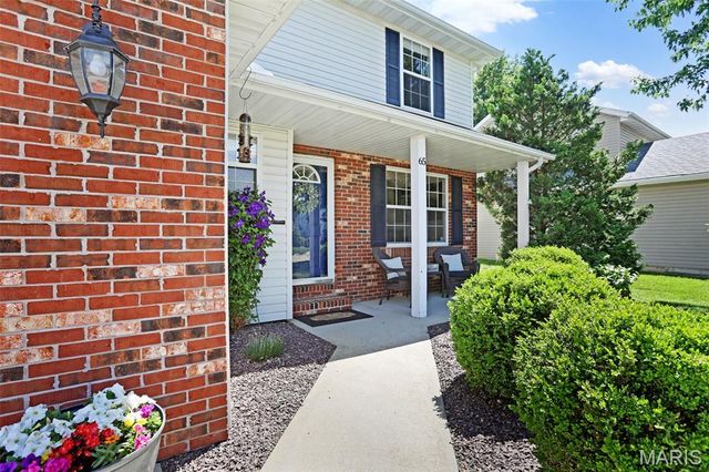 65 Julie Drive, Glen Carbon, IL 62034