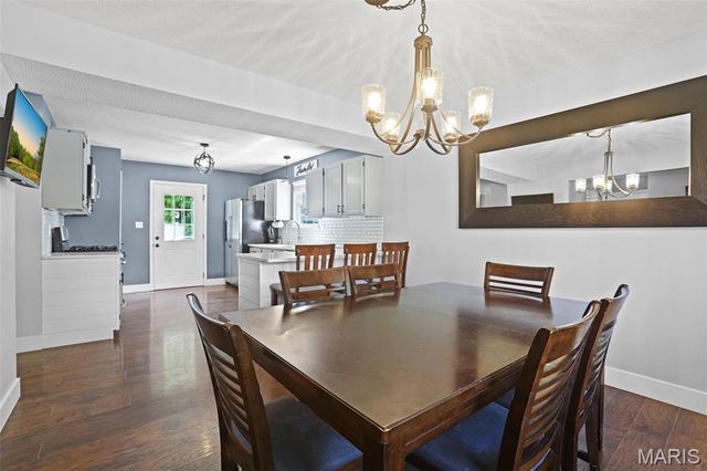 65 Julie Drive, Glen Carbon, IL 62034