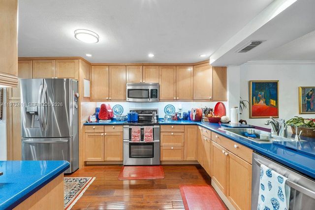 4905 SW 71st Place, Miami, FL 33155