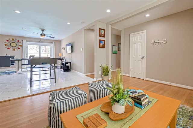 5330 Hialeah Drive, Houston, TX 77092