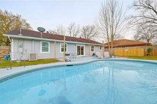 5330 Hialeah Drive, Houston, TX 77092