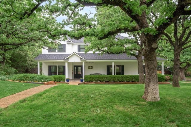 105 High Oak Drive, Double Oak, TX 75077