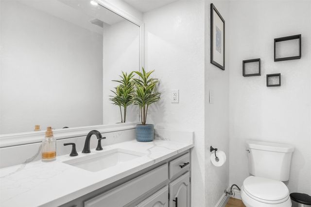 105 High Oak Drive, Double Oak, TX 75077