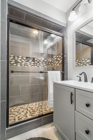 105 High Oak Drive, Double Oak, TX 75077