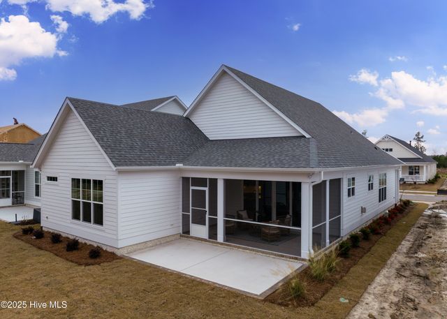 6017 Calvada Circle, Leland, NC 28451