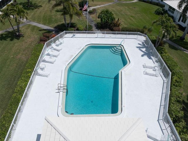 7315 8TH AVENUE W 5824, Bradenton, FL 34209