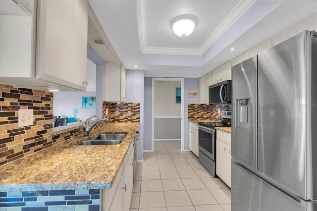 7315 8TH AVENUE W 5824, Bradenton, FL 34209