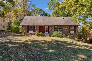 2437 Rychen Dr, Nashville, TN 37217