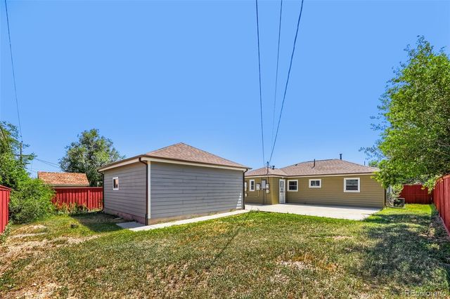 930 Victor Street, Aurora, CO 80011