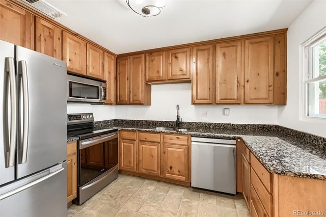 930 Victor Street, Aurora, CO 80011