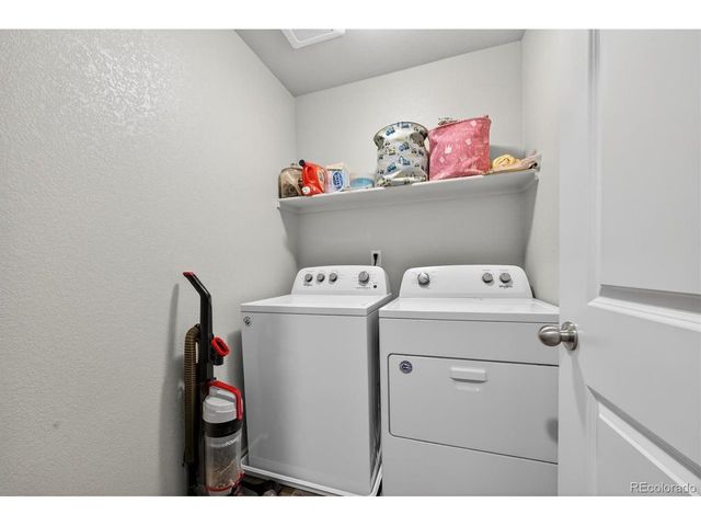 2424 Horse Shoe Cir, Fort Lupton, CO 80621