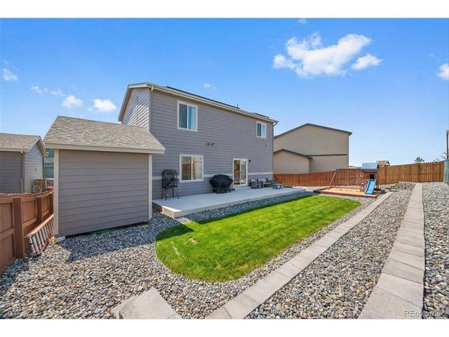 2424 Horse Shoe Cir, Fort Lupton, CO 80621