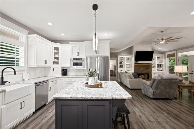 580 Old Yorkville Road, Dallas, GA 30157