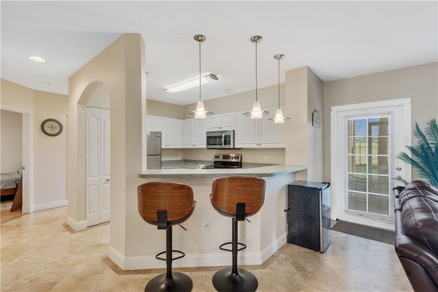 5035 Fairways Circle C104, Vero Beach, FL 32967