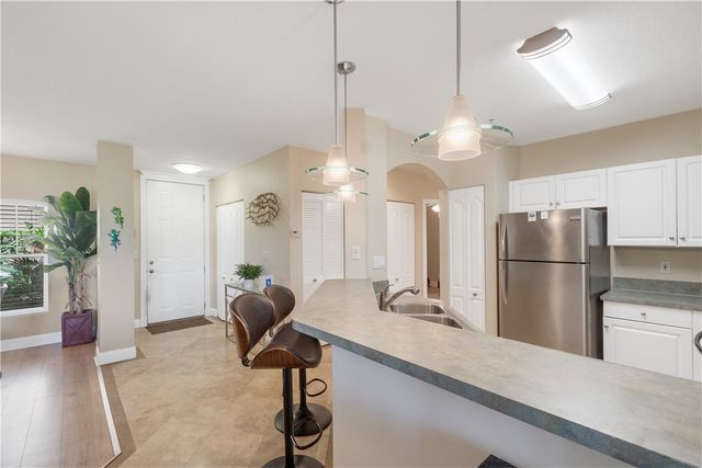 5035 Fairways Circle C104, Vero Beach, FL 32967