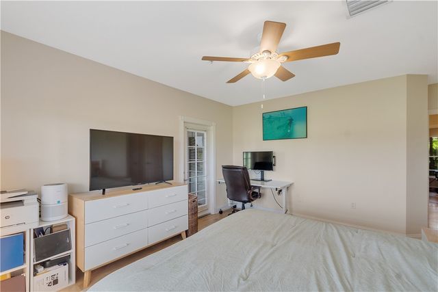 5035 Fairways Circle C104, Vero Beach, FL 32967