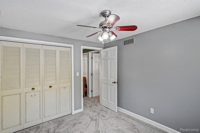 11299 Manchester Drive, Fenton, MI 48430