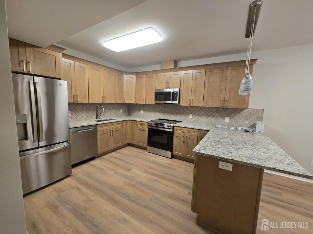 164 Austin Avenue, Old Bridge, NJ 08857