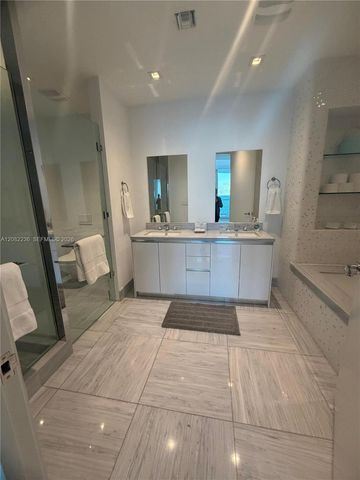 16901 Collins Avenue 704, Sunny Isles Beach, FL 33160