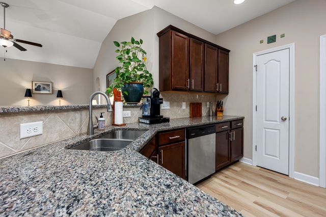 719 Londonberry Ct., Conway, SC 29526