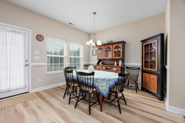 719 Londonberry Ct., Conway, SC 29526