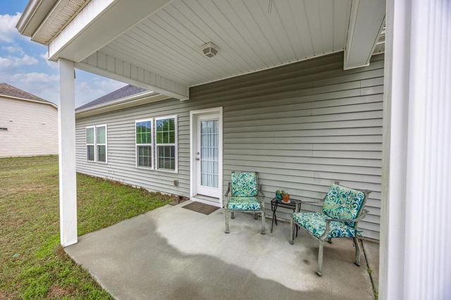 719 Londonberry Ct., Conway, SC 29526