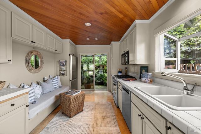 159 Terrace Ave, San Rafael, CA 94901