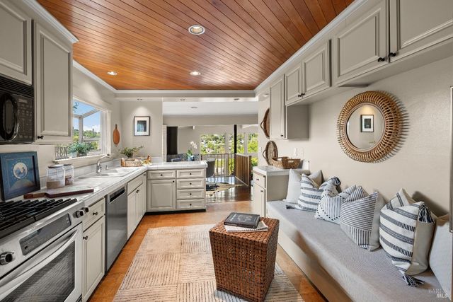 159 Terrace Ave, San Rafael, CA 94901