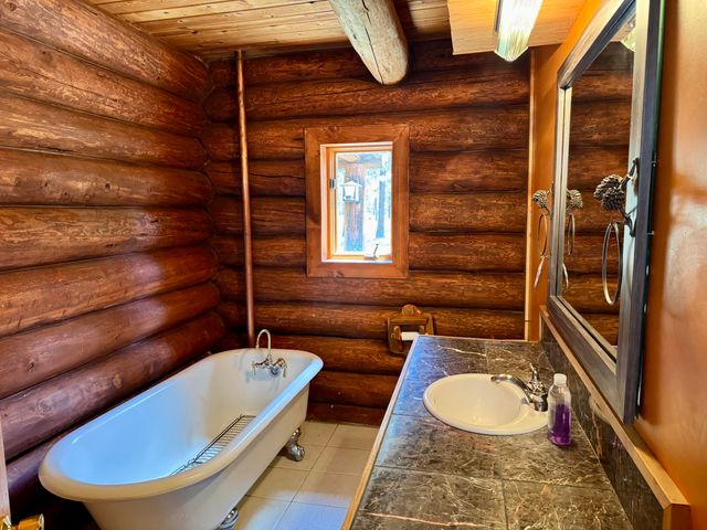 15188 Pyrola Street, La Pine, OR 97739