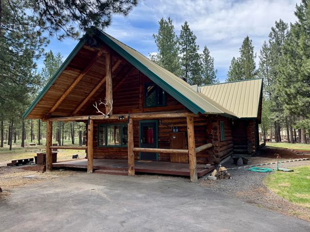 15188 Pyrola Street, La Pine, OR 97739