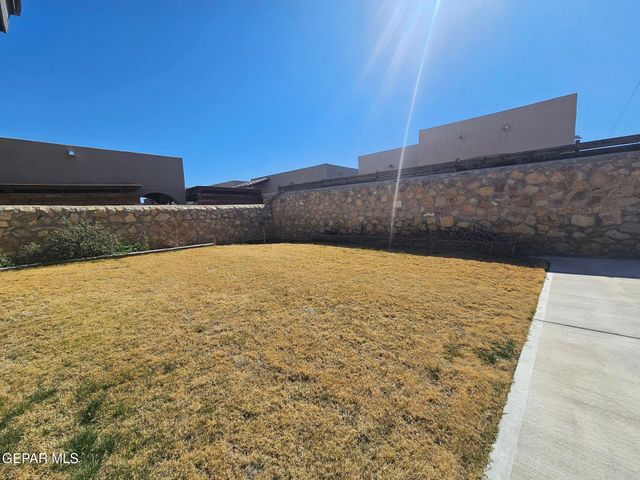 13470 Selby Street, El Paso, TX 79928