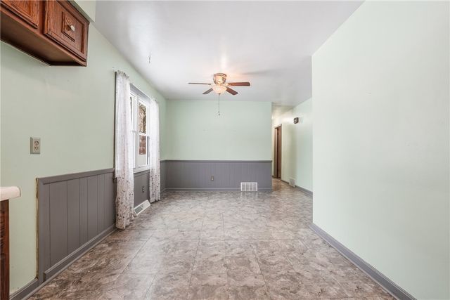 745 Robertson Road, Hermitage, PA 16148