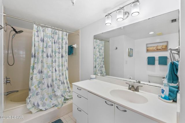 2555 S Atlantic Ave Apt 1704, Daytona Beach Shores, FL 32118