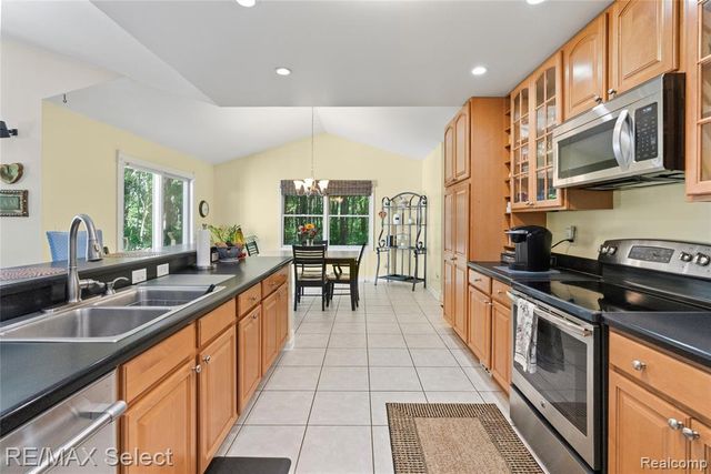6500 N Seymour Road, Flushing, MI 48433