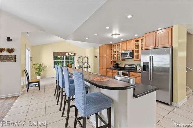 6500 N Seymour Road, Flushing, MI 48433
